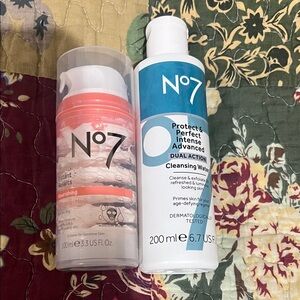 No7 Skincare Set Cleansing Water and Hydration Face Mask